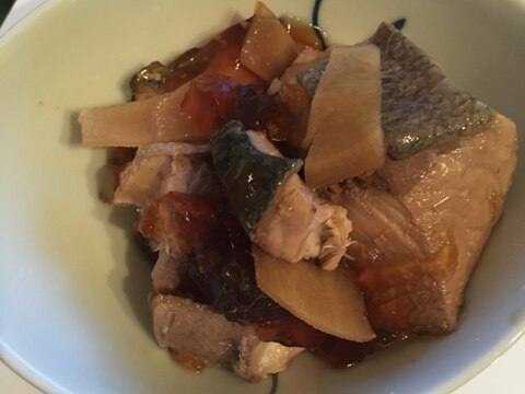 温めても冷やしても美味しい ぶりのあら煮